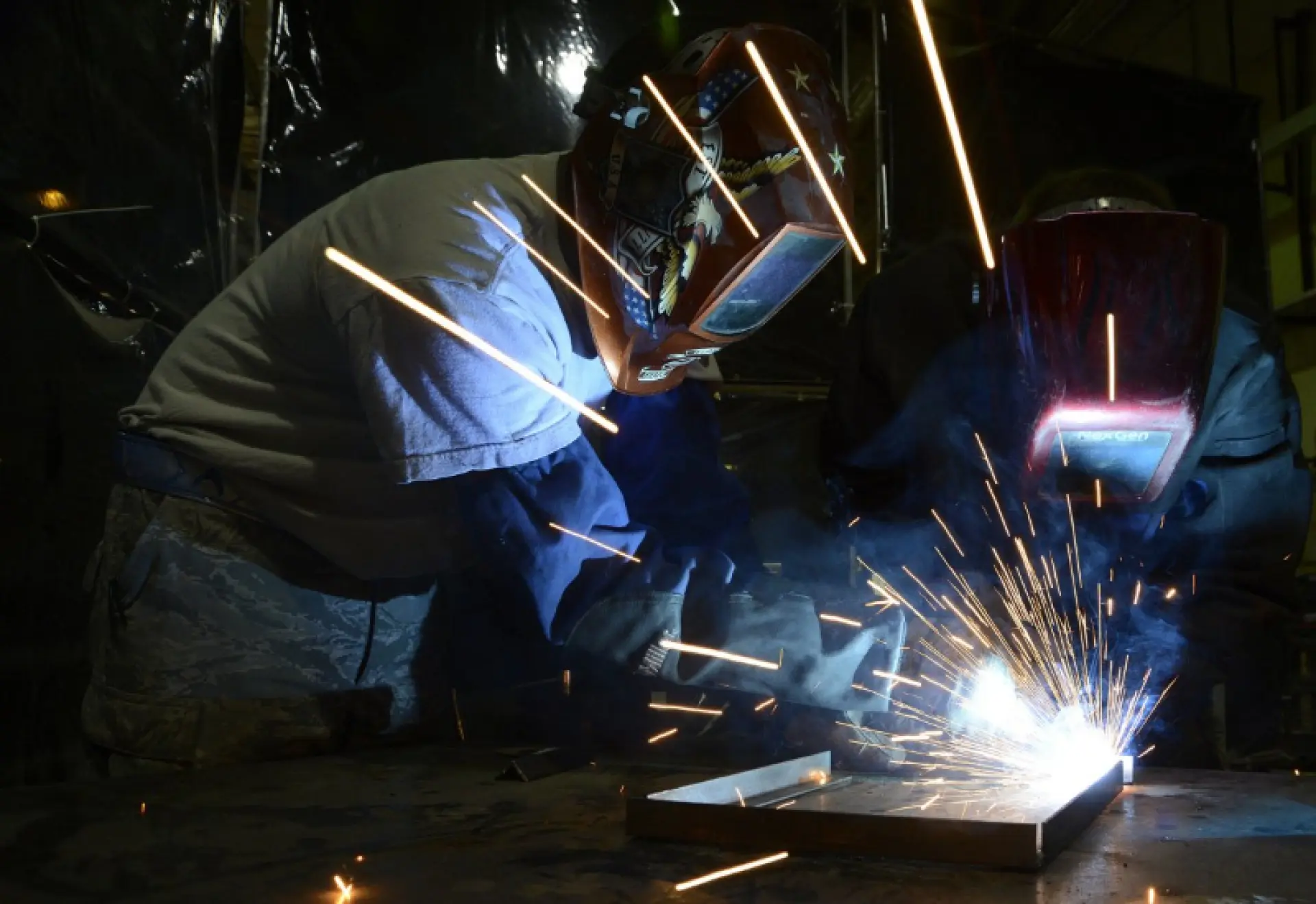 Tuyển 2 Nam hàn xì đánh bóng CNC