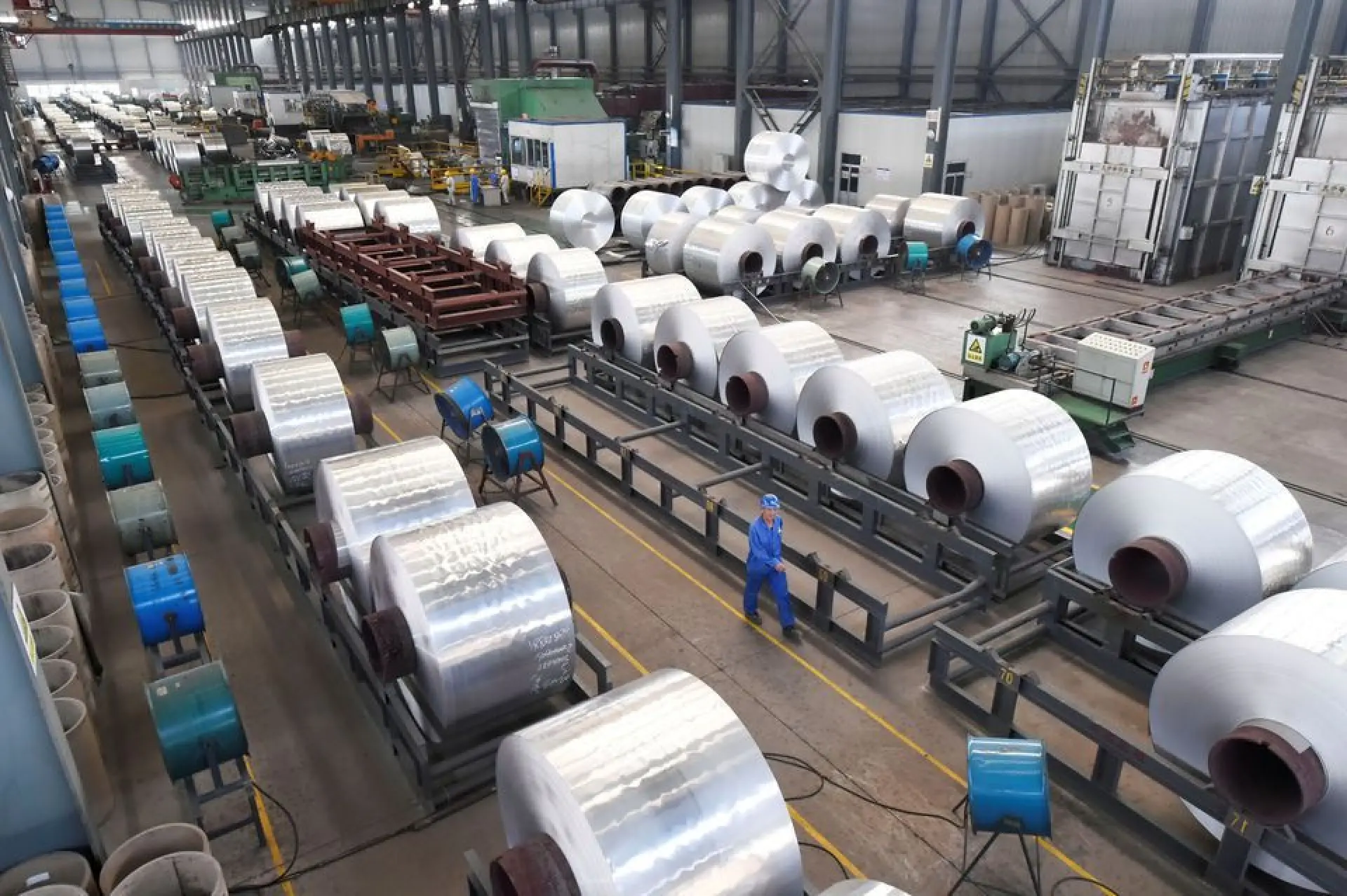 Tuyển 2 Nam sản xuất kim loại