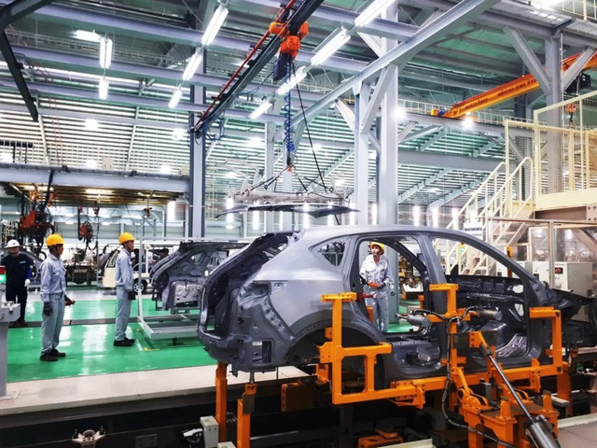 Tuyển 1 Nam sản xuất linh kiện ô tô xe máy