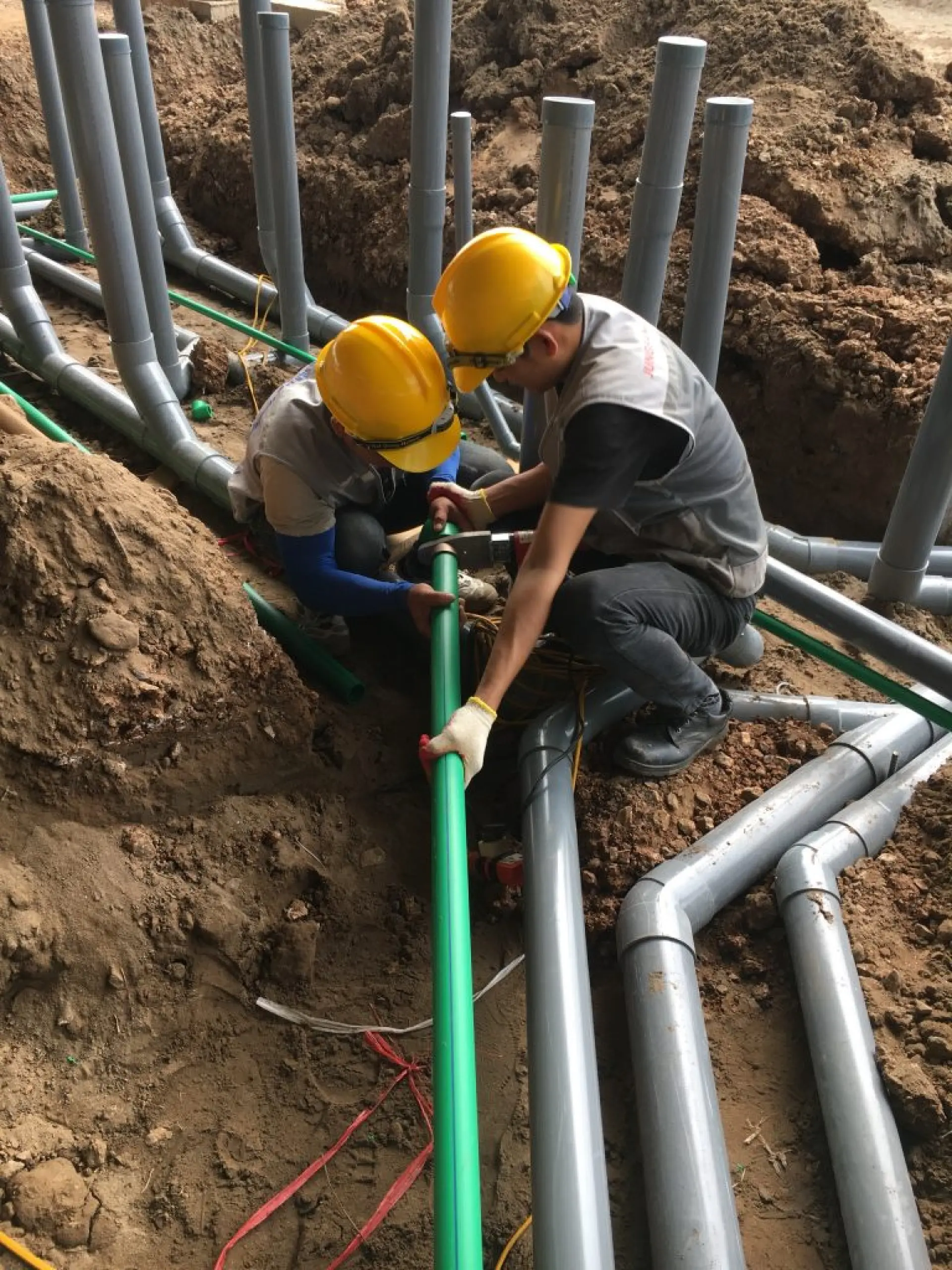 Tuyển 2 Nam lắp đặt sửa chữa hệ thống cấp thoát nước