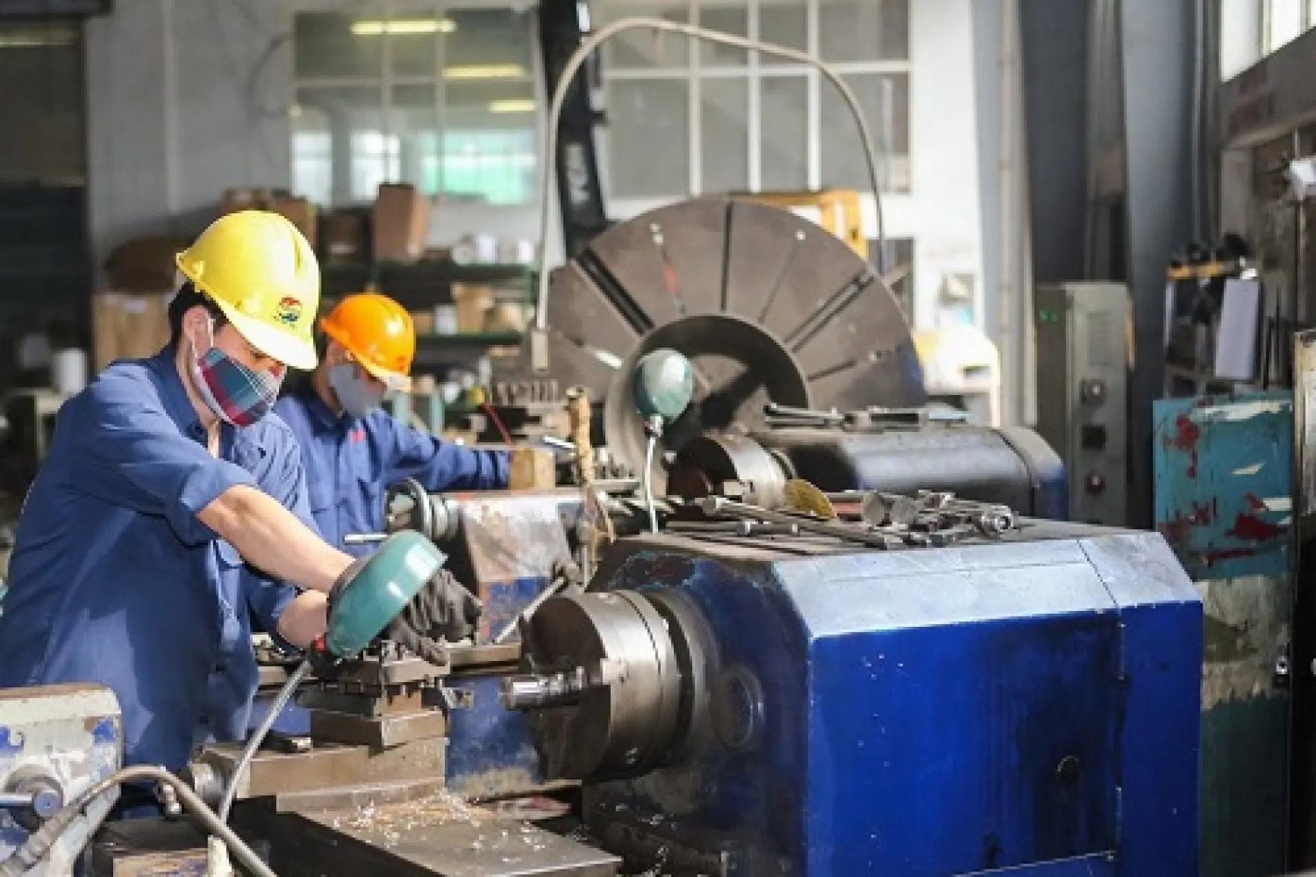 Tuyển 1 Nam chế tạo linh kiện cơ khí