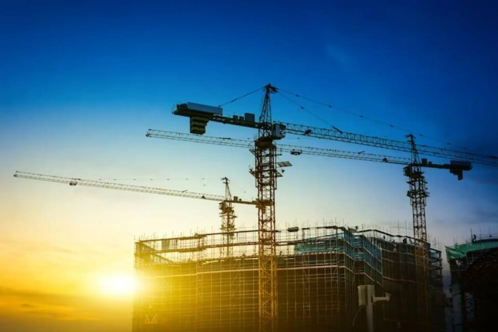 Tuyển 12 Nam làm công trình xây dựng