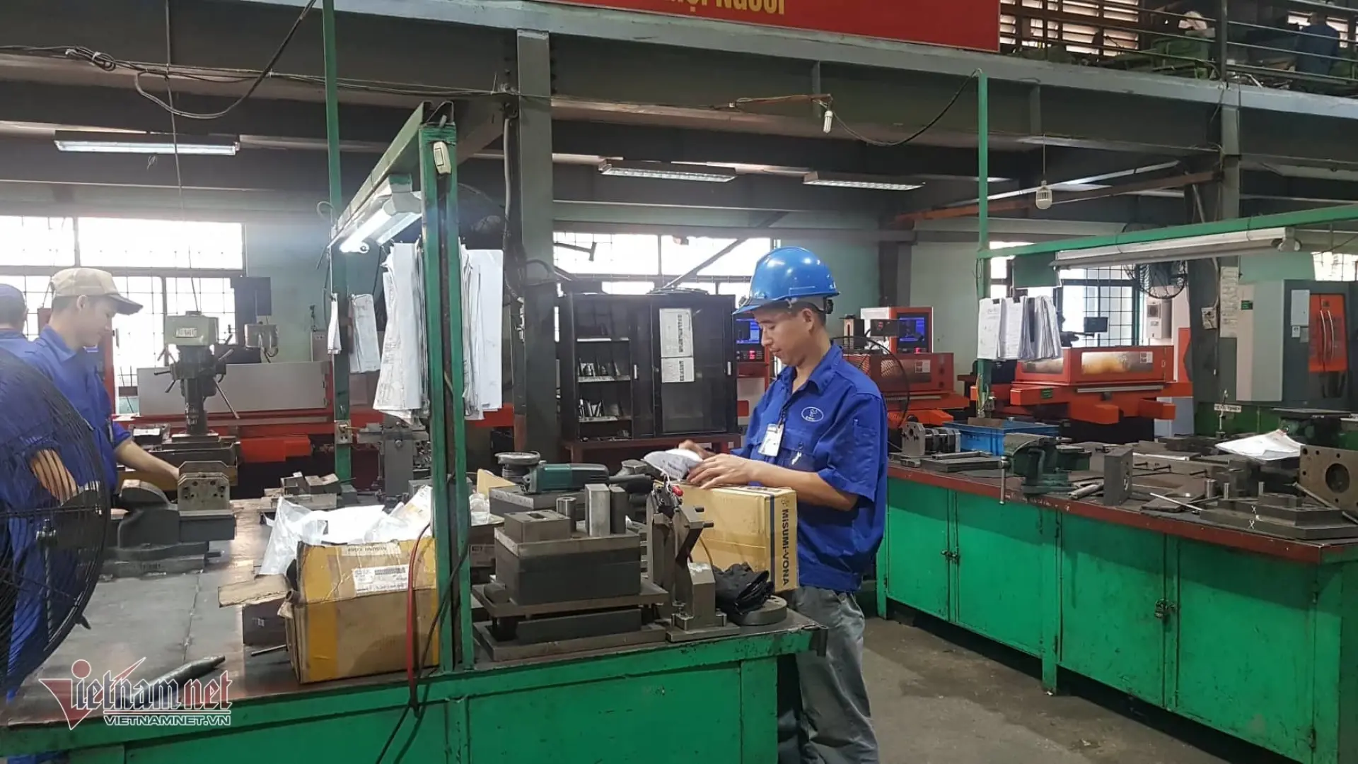 Tuyển 1 Nam chế tạo linh kiện kim loại máy móc cơ khí