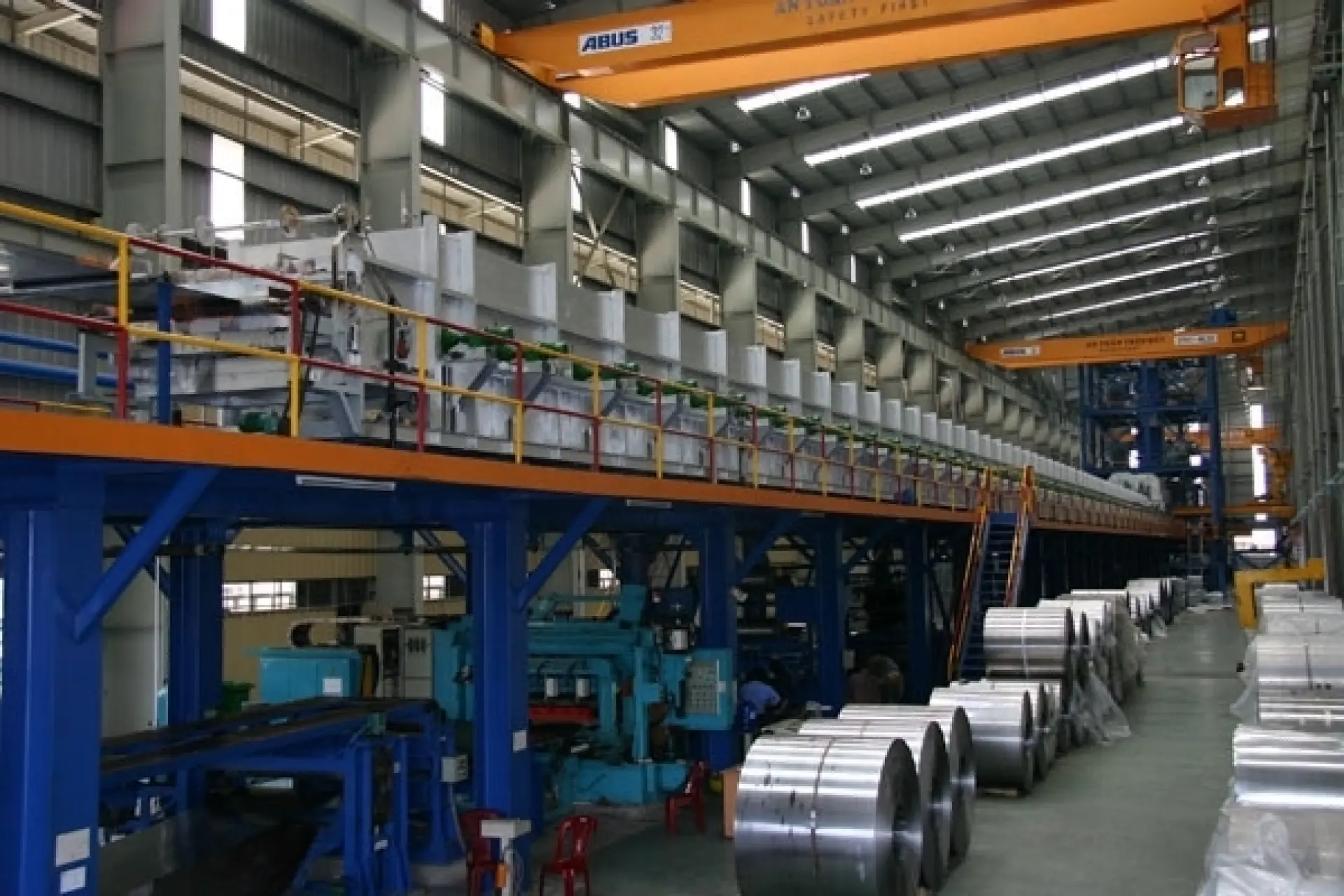 Tuyển 6 Nữ chế tạo sản phẩm kim loại