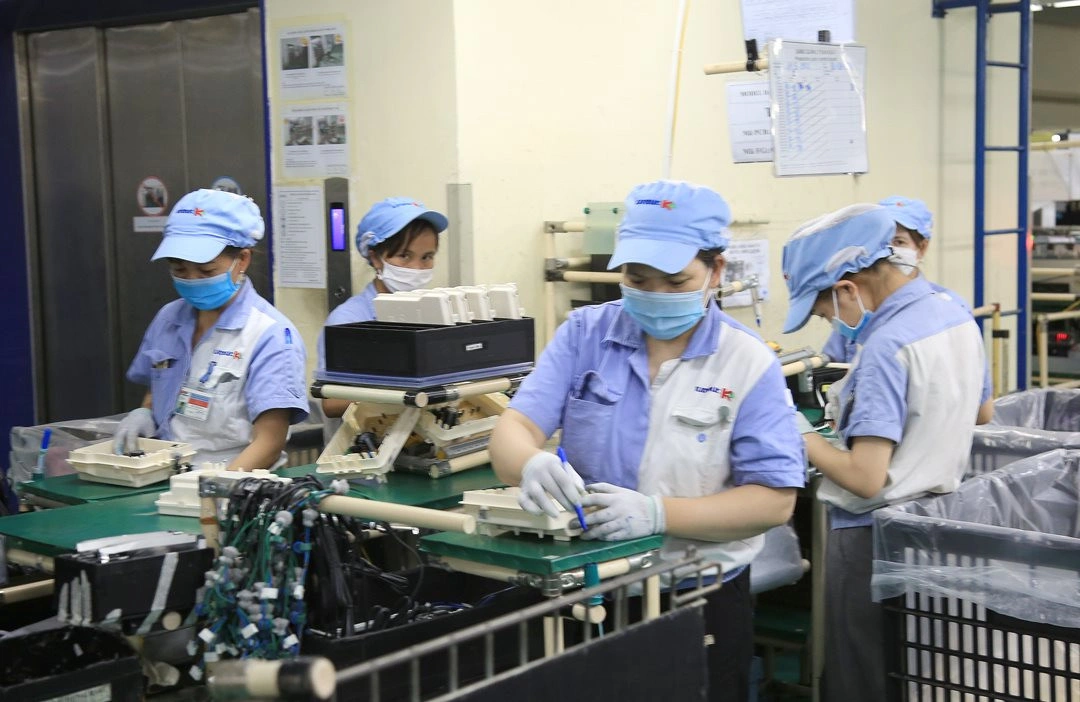 Tuyển 1 nữ sang làm in ấn bao bì tại Đài Viên