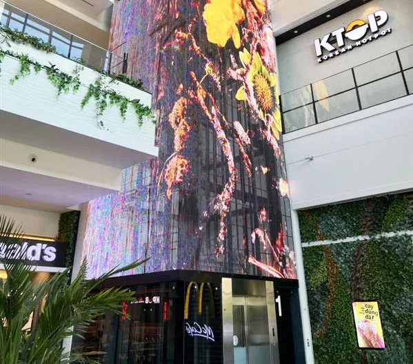 Cung cấp, lắp đặt màn hình led trong suốt P10.4 tại TTTM AEON MALL Hà Đông, Hà Nội