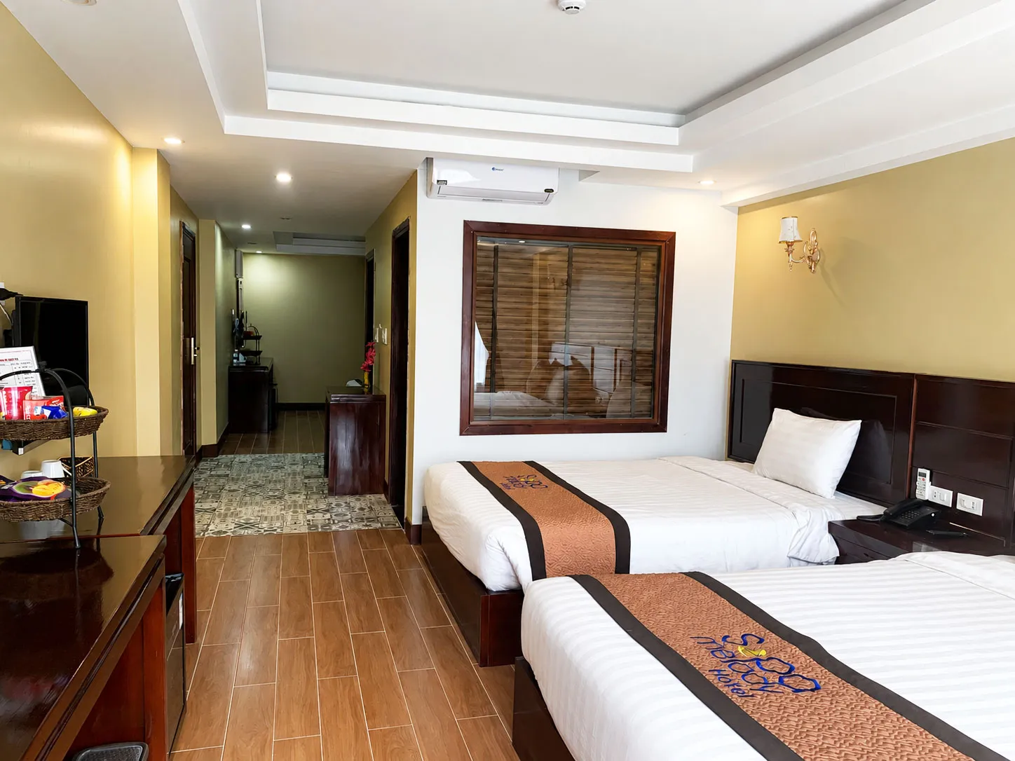 Phòng Connecting Room